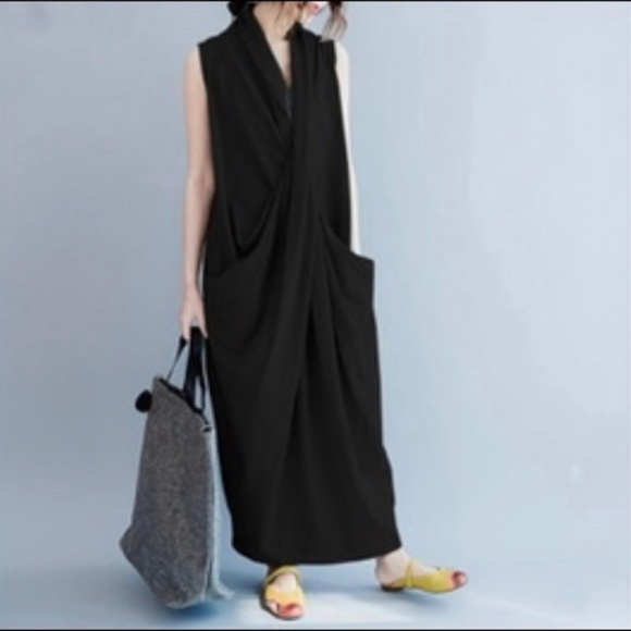 Dresses & Skirts - Asymmetrical V neck maxi dress in black